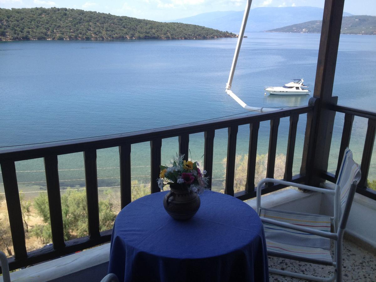 Blue Bay Hotell Milina Exteriör bild